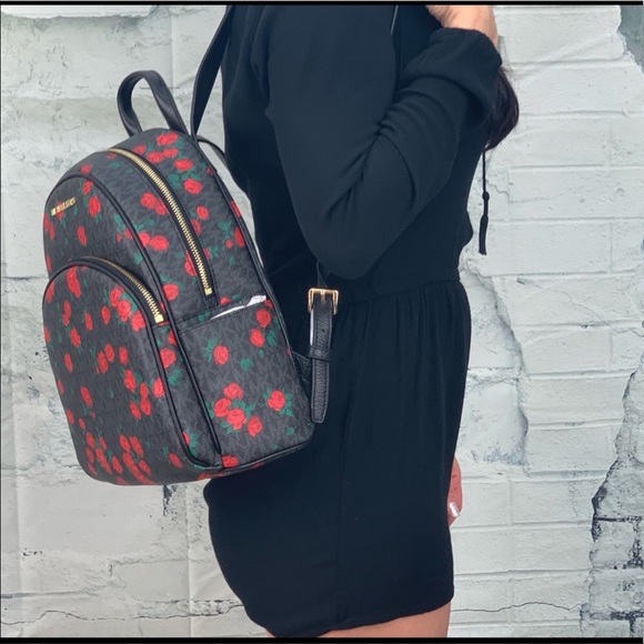 NWT Michael Kors MD Abbey Backpack red/black - Picture 3 of 6
